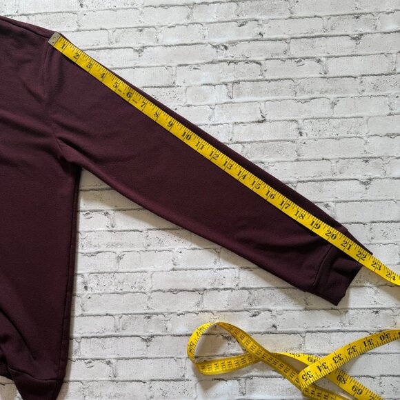 Apt. 9 Twinkle & Sparkle Burgundy Crewneck Sweatshirt Womens Size M - Picture 7 of 9